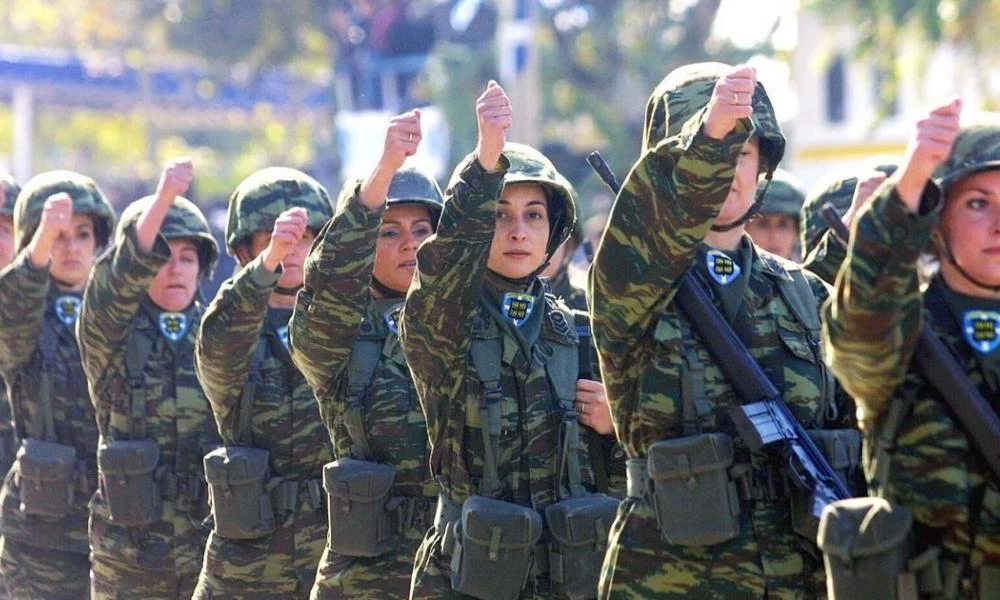 Έκθεση του Ινστιτούτου Εξωτερικών Υποθέσεων: Προτείνει 12 μήνες θητεία και στράτευση των γυναικών